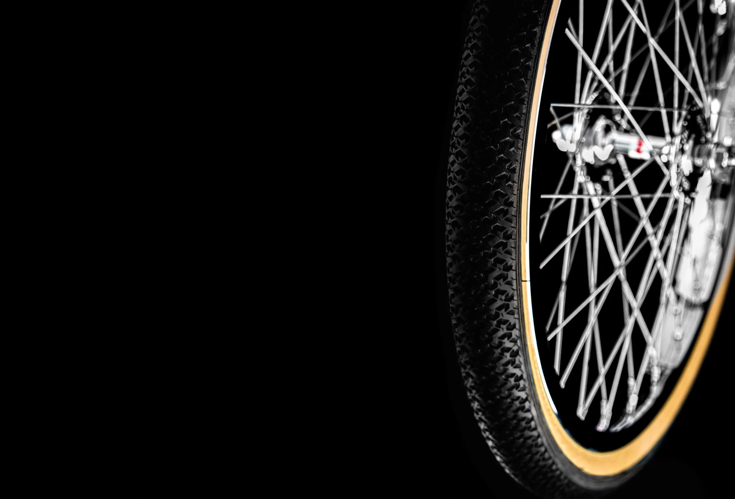 Redline Vintage 48 Wheels and Panaracer Freestyle Tires — Redline
